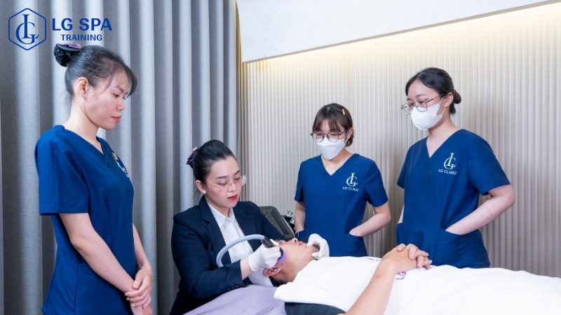 Khóa học spa chăm sóc da