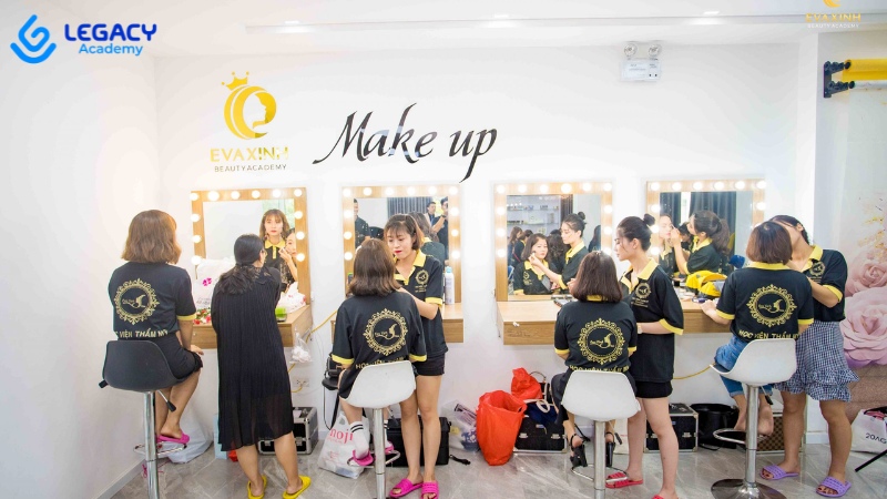 Học viện Eva Xinh – Địa chỉ học nghề spa chuyên nghiệp
