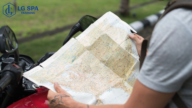 Hướng dẫn viên du lịch chỉ cần tốt nghiệp cấp 3