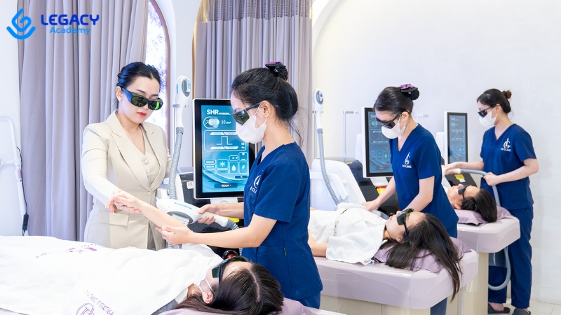 chi phí học nghề spa là bao nhiêu