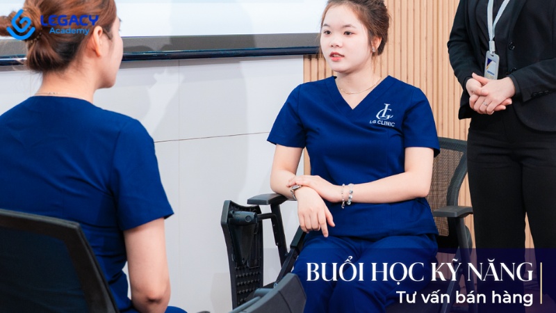 kỹ năng giao tiếp trong khóa học quản lý spa