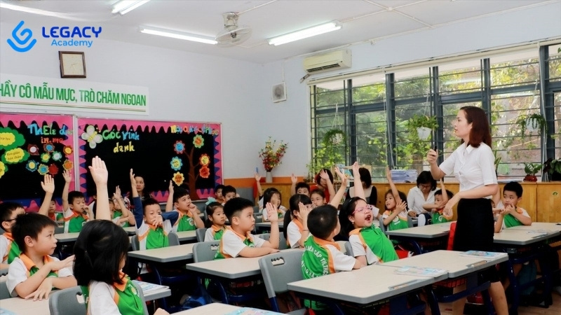 ngành nào học nhẹ nhất - ngành giáo dục tiểu học