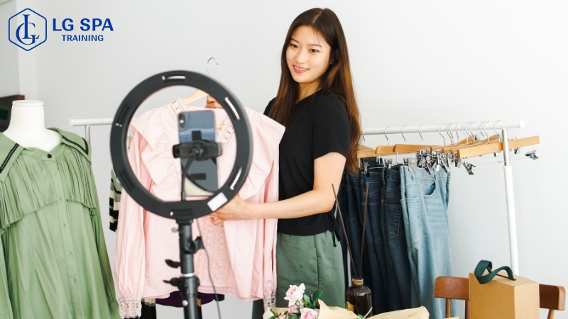 nghề marketing bán hàng online không cần bằng cấp 3