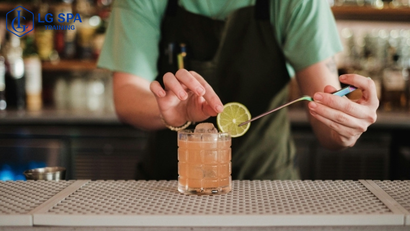 nghề nhân viên pha chế không cần bằng 12