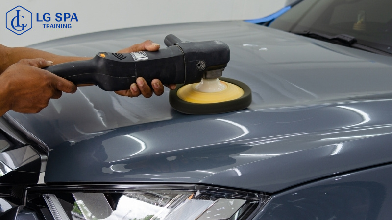 nghề sửa chữa ô tô không cần bằng cấp 3