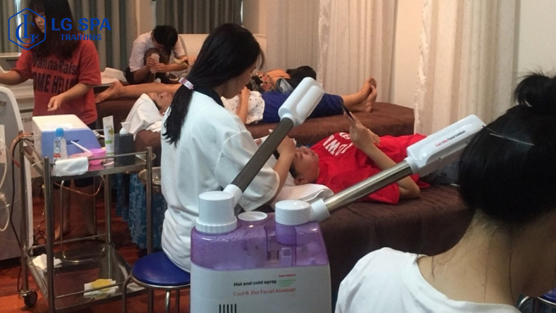 spa vừa học vừa làm tại main beauty