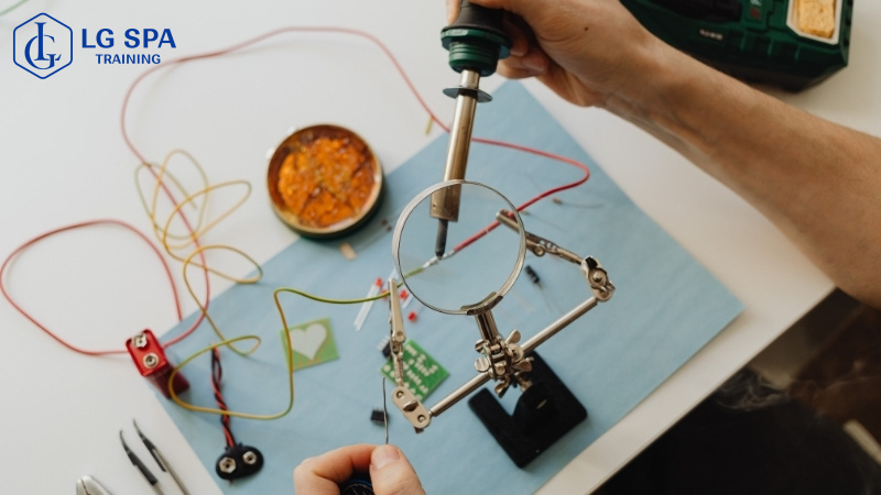 trượt đại học học các ngành cơ khí điện tử