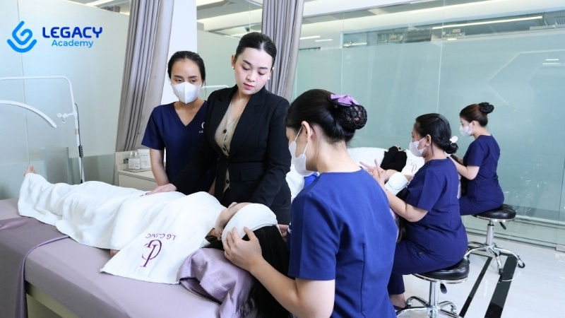 16 tuổi nên học nghề spa