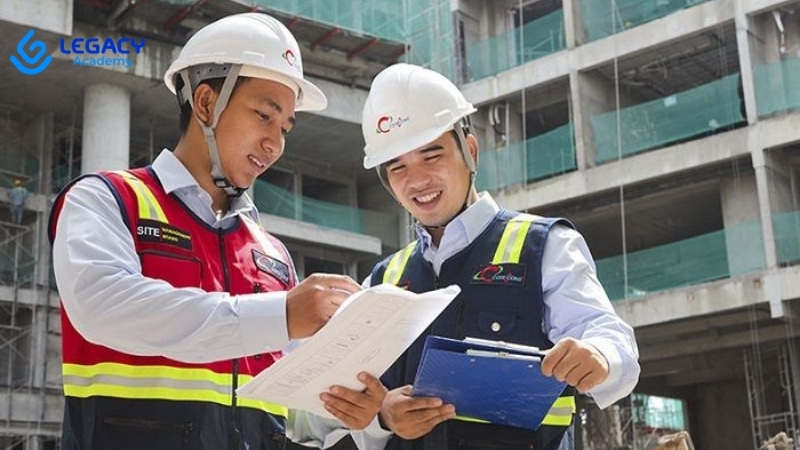 18 tuổi học nghề xây dựng