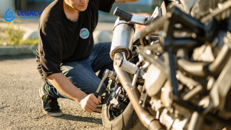 20 tuổi học nghề sửa chữa ô tô xe máy