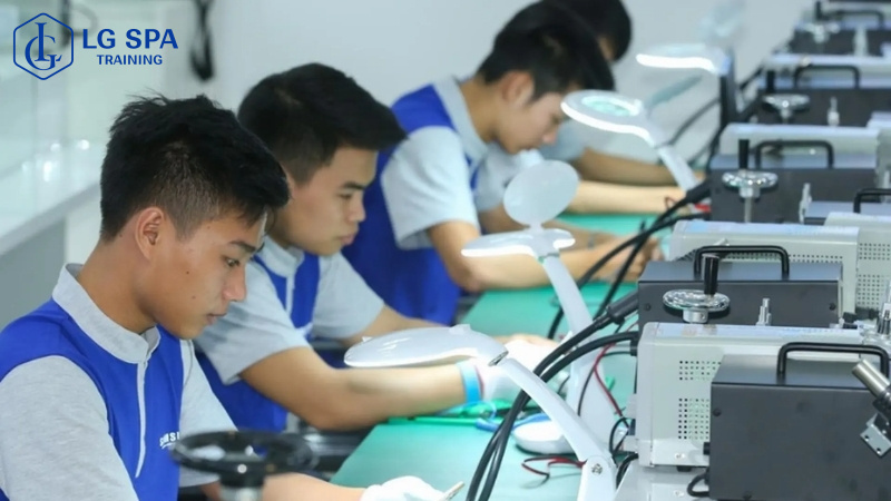 23 tuổi nên học nghề gì