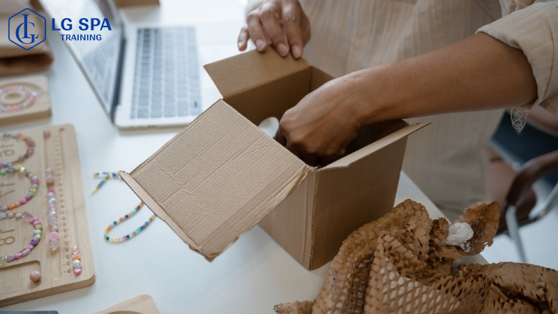 24 tuổi học nghề thương mại điện tử