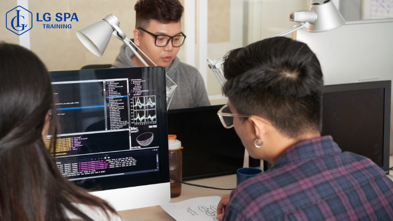 25 tuổi làm nghề lập trình viên