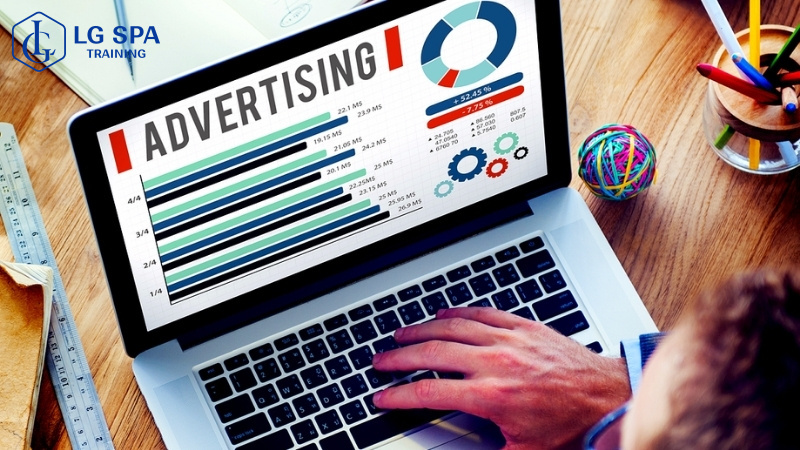 32 tuổi làm nghề marketing