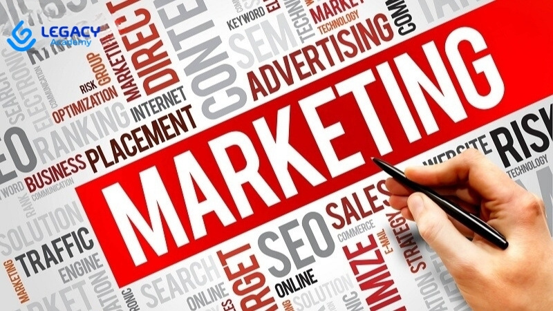 ngành marketing quảng cáo sản phẩm cho tuổi 33