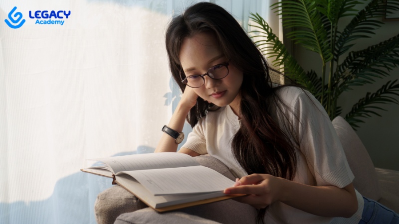 Con gái hướng nội học ngành gì