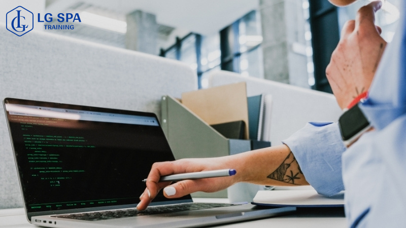 Công nghệ thông tin (IT) không cần bằng đại học