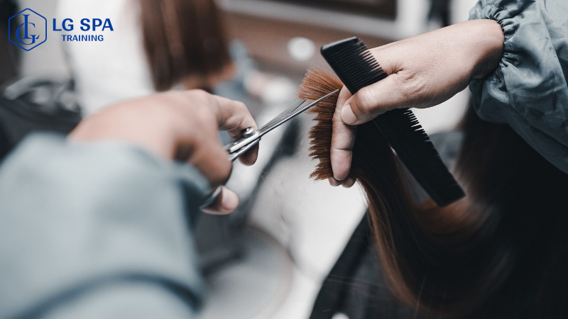 Học xong cấp 2 nên học nghề làm tóc, dễ khởi nghiệp