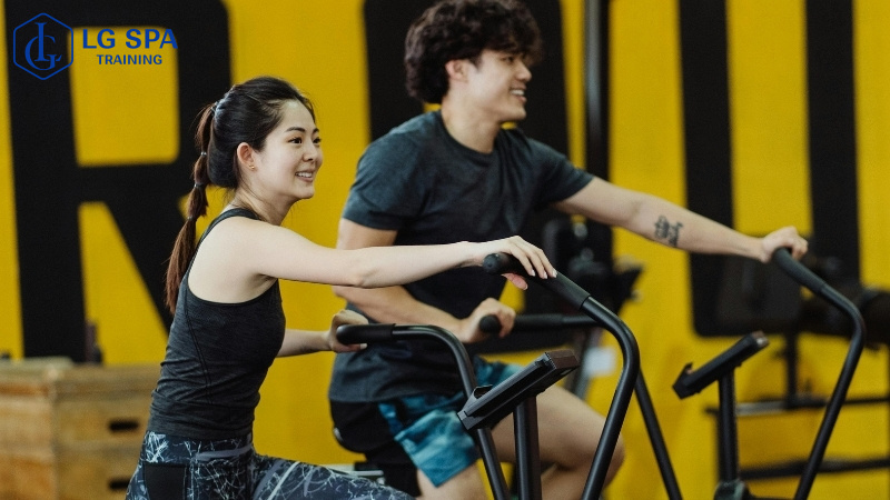 Huấn luyện viên thể hình không cần bằng cấp 2