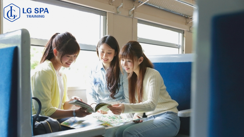 Ngành du lịch - Nhà hàng - Khách sạn với mức lương cao