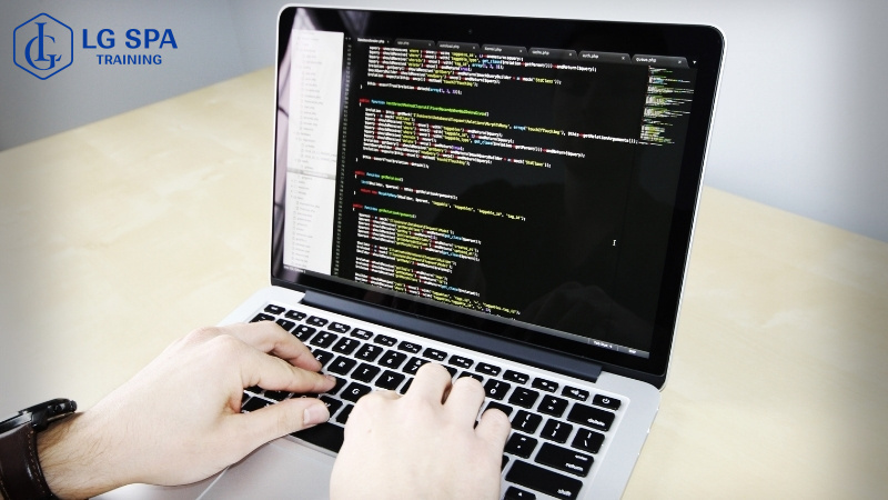 Nhóm ngành Công nghệ thông tin (IT) không lo thất nghiệp