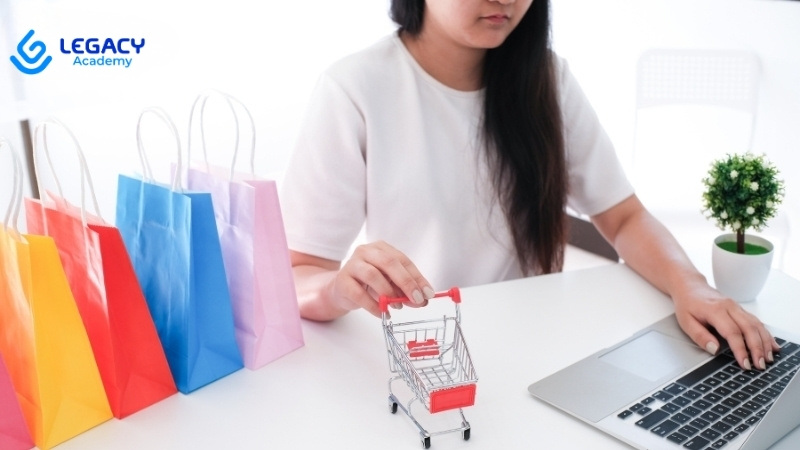 thương mại điện tử không lo thất nghiệp