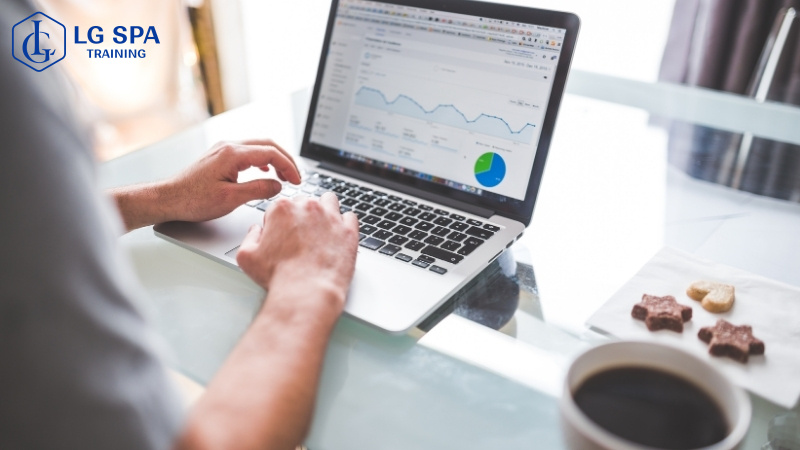 học nghề chạy quảng cáo ở tuổi 15