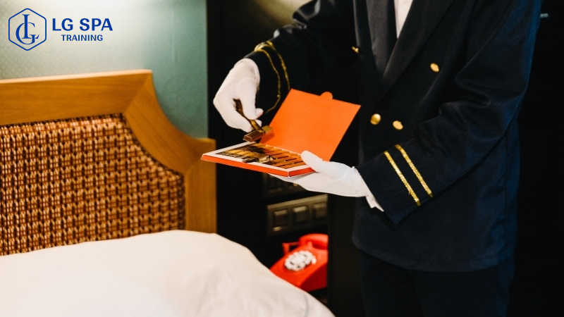 học nghề dịch vụ nhà hàng ở lớp 8