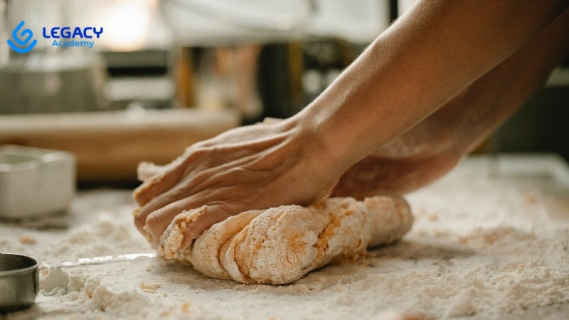 Học nghề làm bánh dễ làm kiếm tiền nhanh