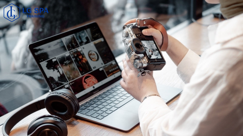 học nghề quay dựng nhiếp ảnh ở tuổi 25