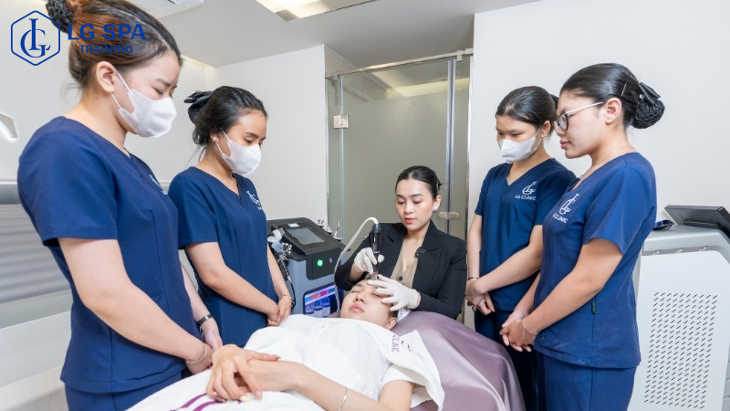 học spa ở tuổi 18 có tốt không