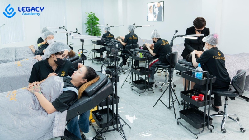 khóa học quản lý spa tại diva