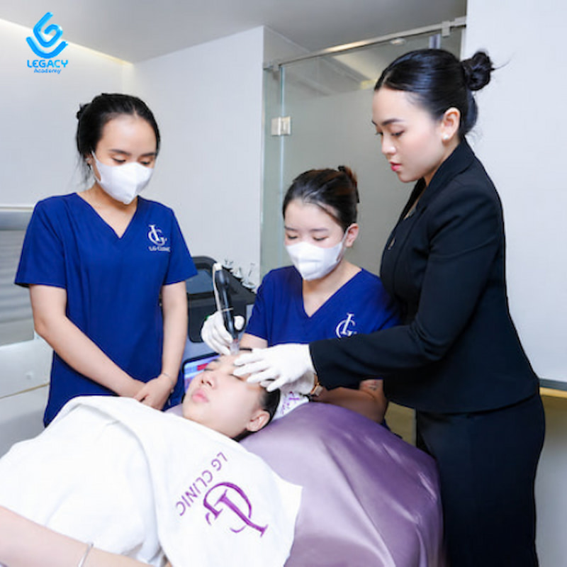Con gái nên học nghề gì