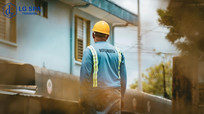 nam 35 tuổi nên học nghề gì