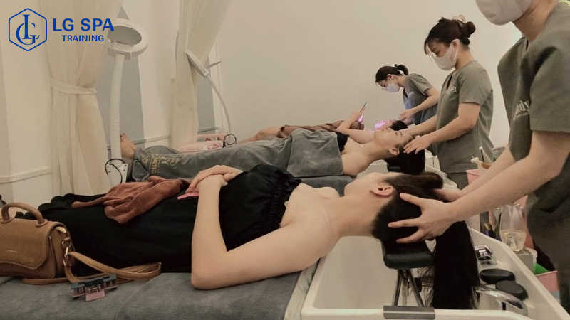 nghề gội đầu dưỡng sinh cho nữ 35 tuổi