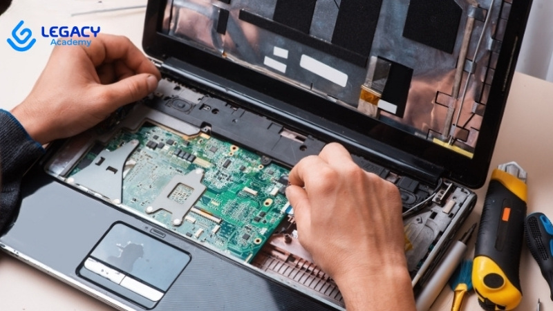 Nghề sửa chữa kỹ thuật không cần bằng cấp 2