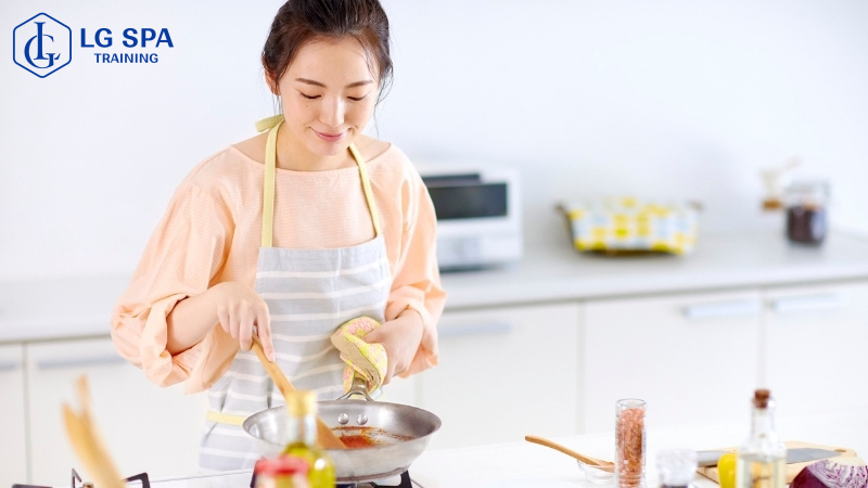 nghề nấu ăn cho nữ 35 tuổi