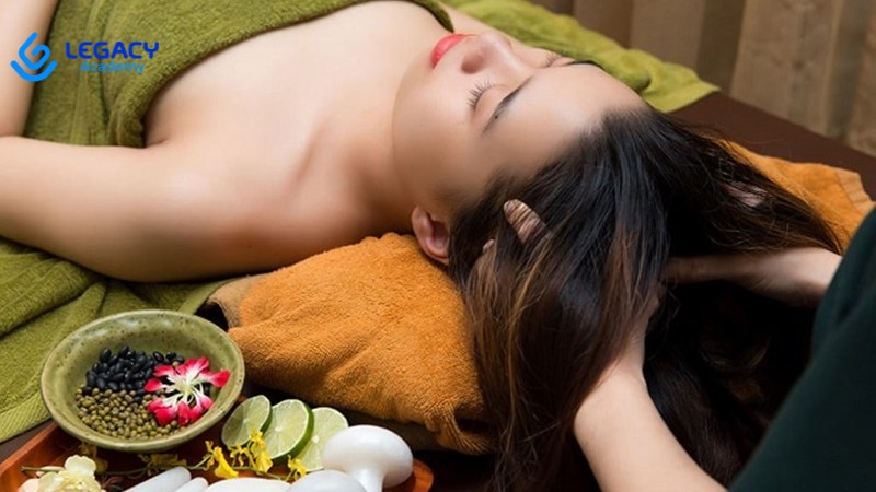 nghề gội đầu dưỡng sinh 30 tuổi