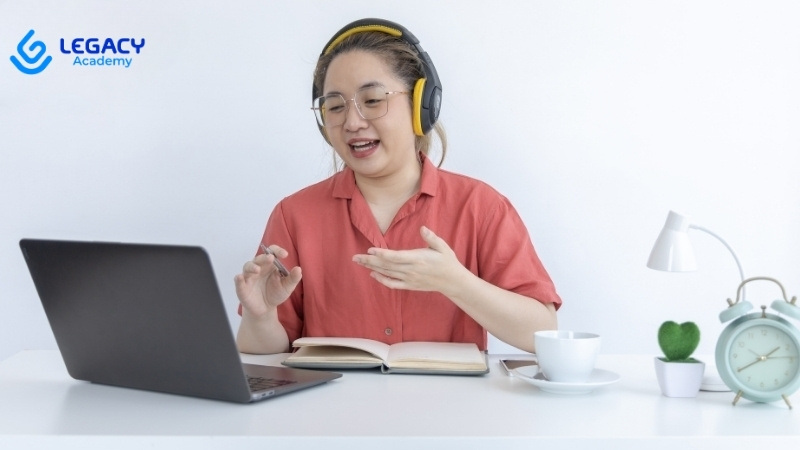 phụ nữ có gia đình nên học nghề gì