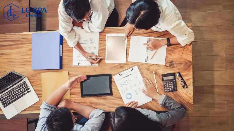 tự kinh doanh khởi nghiệp khi bỏ học cấp 3