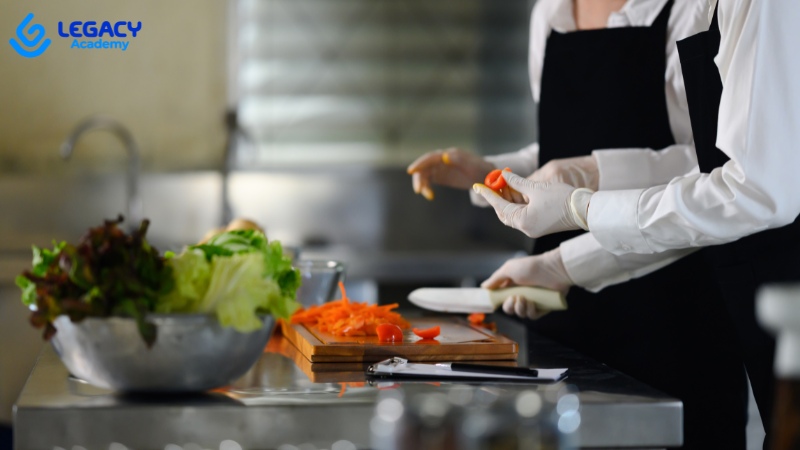 học nghề đầu bếp ngắn hạn cho nữ