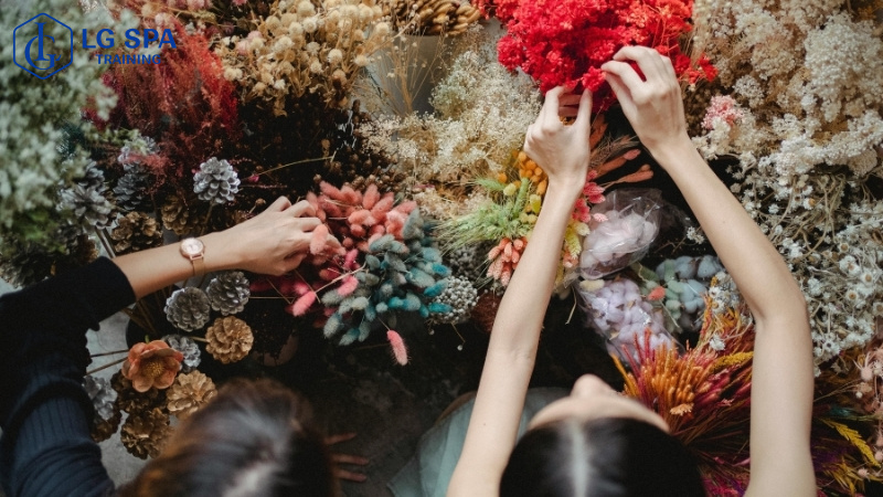 làm nghề cắm hoa không cần học đại học