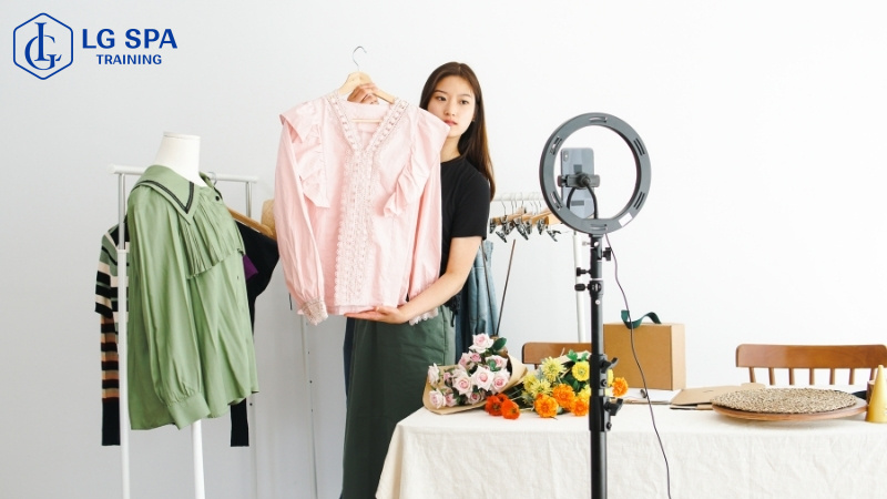 Những nghề nghiệp cho người hướng ngoại