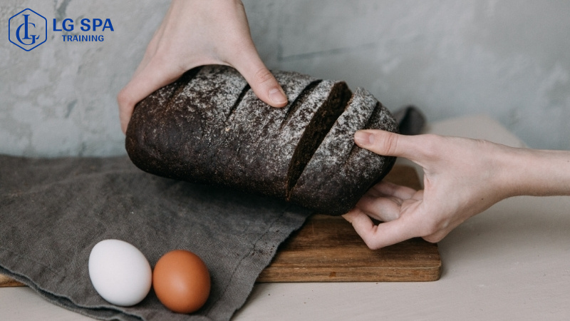 học nghề tay trái làm bánh tại nhà