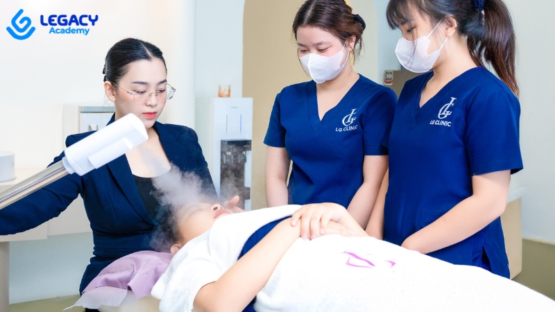 học spa vừa làm vừa học nghề