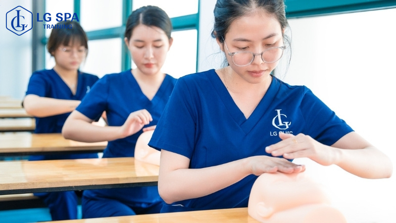 học dốt toán thì học nghề spa