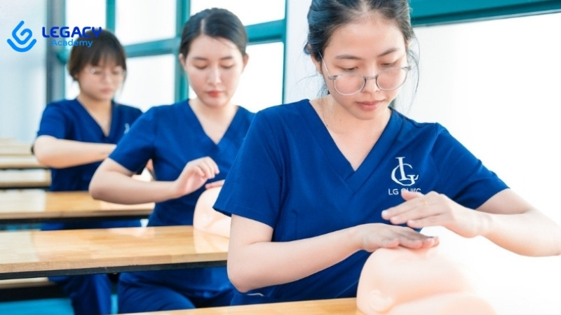 học dốt toán thì học nghề spa