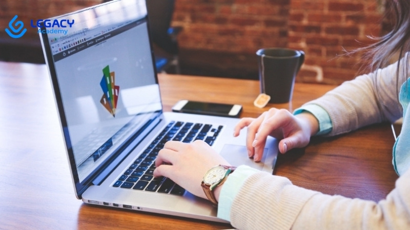 Chuyên viên thiết kế (Designer) lương 20 triệu tháng