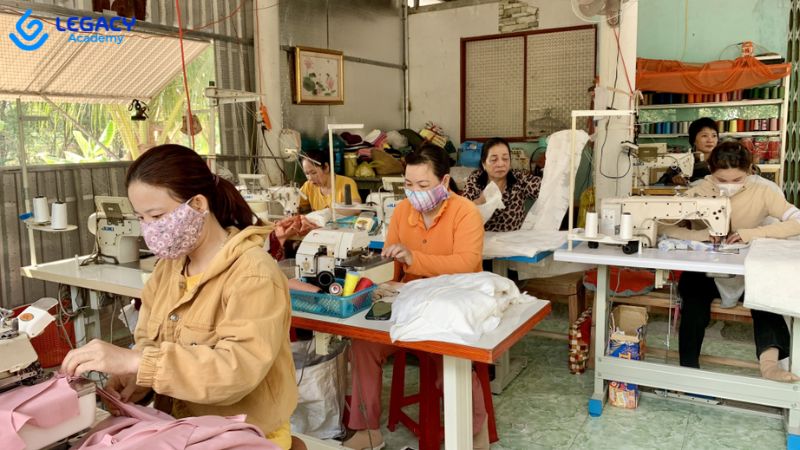 40 tuổi học nghề gia công