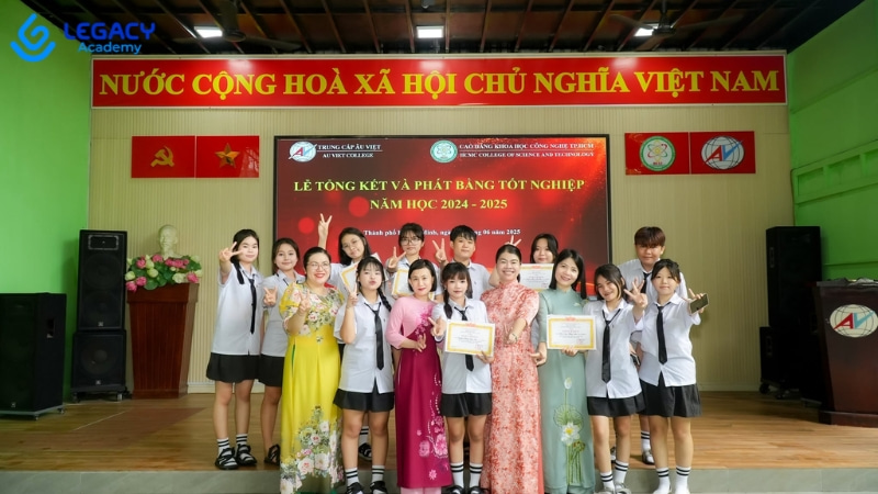 vừa học văn hóa vừa học nghề tại trung cấp Âu Việt